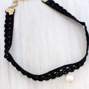 Black crochet choker with pearl charm